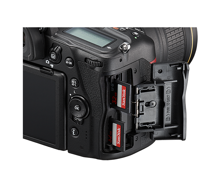 D780
