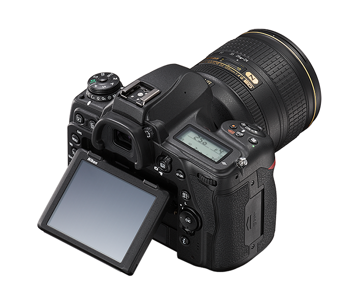 D780